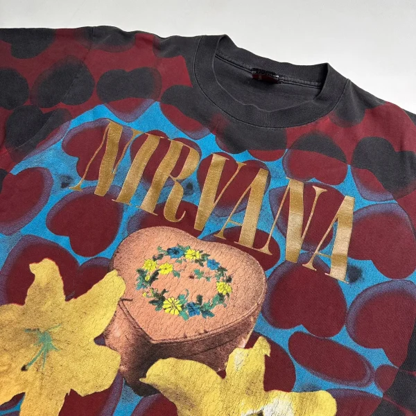 1993-nirvana-heart-shaped-box-t-shirt-2